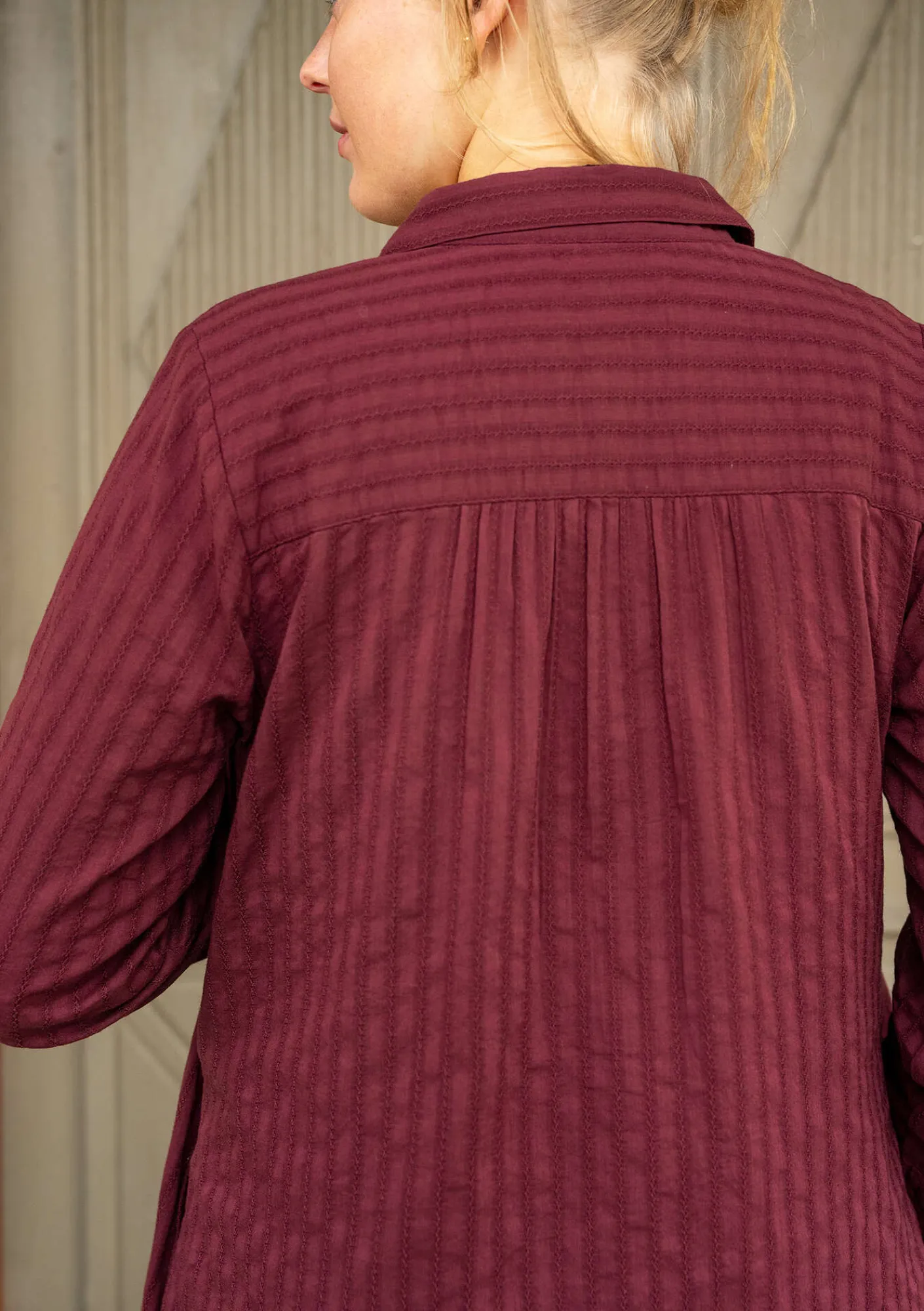 Gudrun Sjödén Pullover & Shirts|Kleider>Hemdblusenkleid „Värmland“ aus Bio-Baumwollgewebe Aubergine