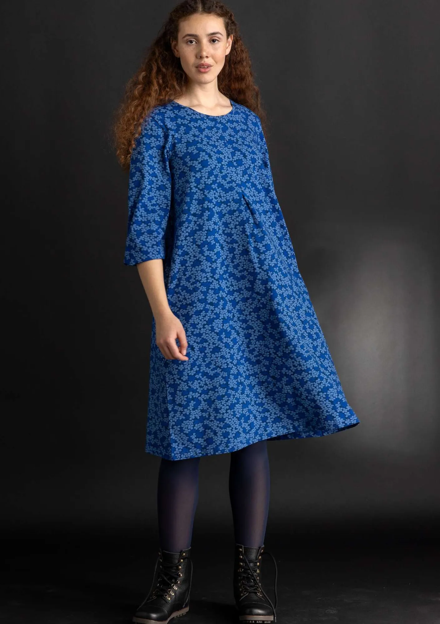 Gudrun Sjödén Kleider>Jerseykleid „Ylva“ aus Bio-Baumwolle/Elasthan Leinenblau-gemustert