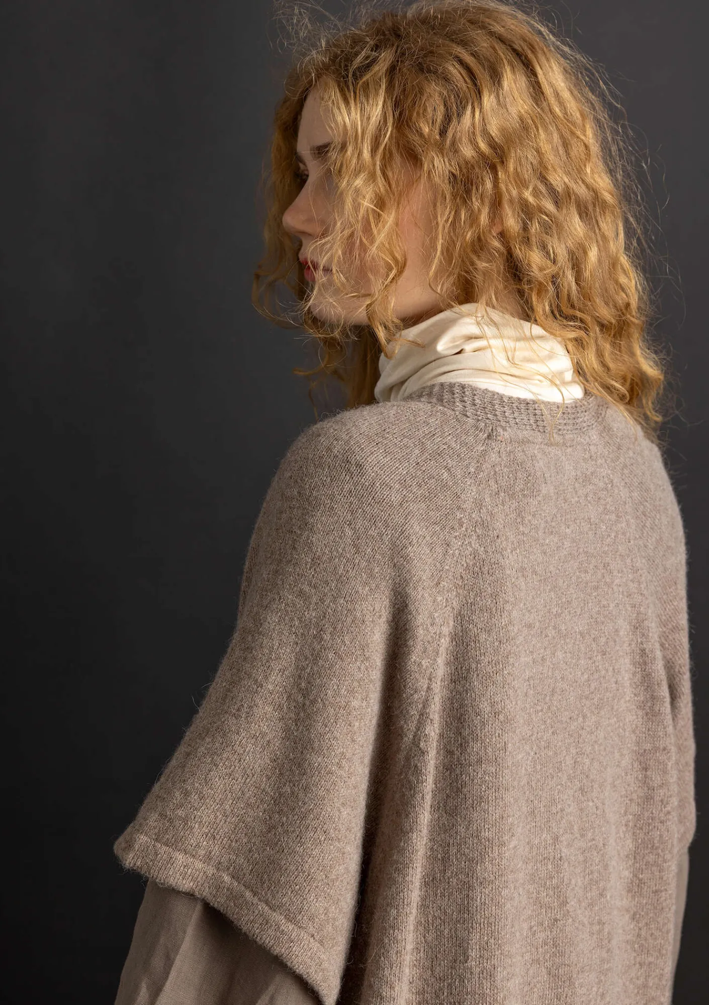 Gudrun Sjödén Strickjacken>Langstrickjacke aus Alpakagemisch Dunkelnatur-melange